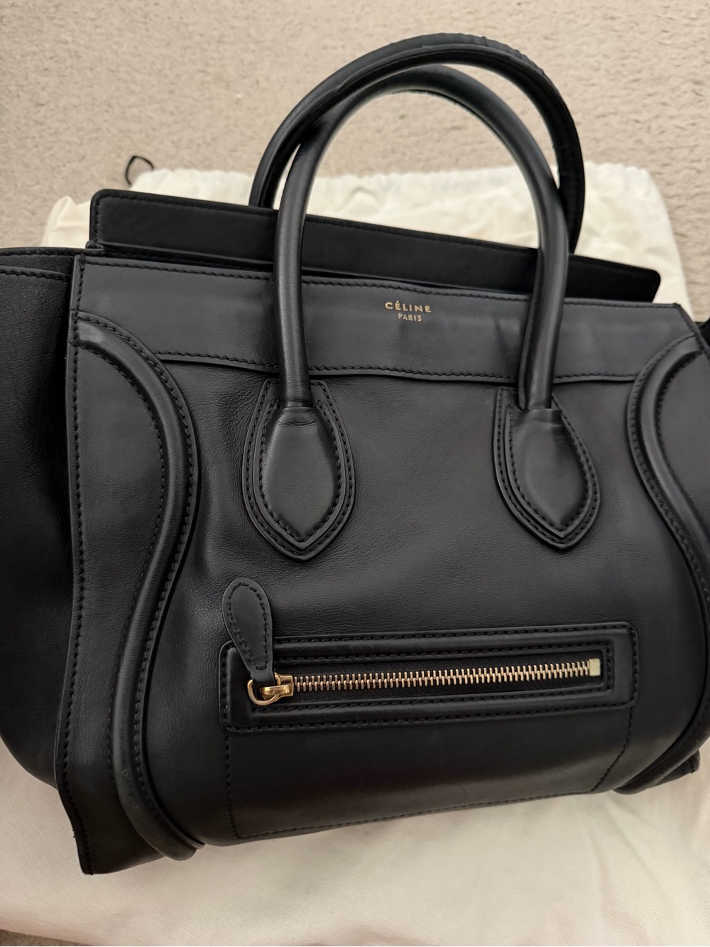 Celine Luggage Black Leather Tote - Picture 3 of 8